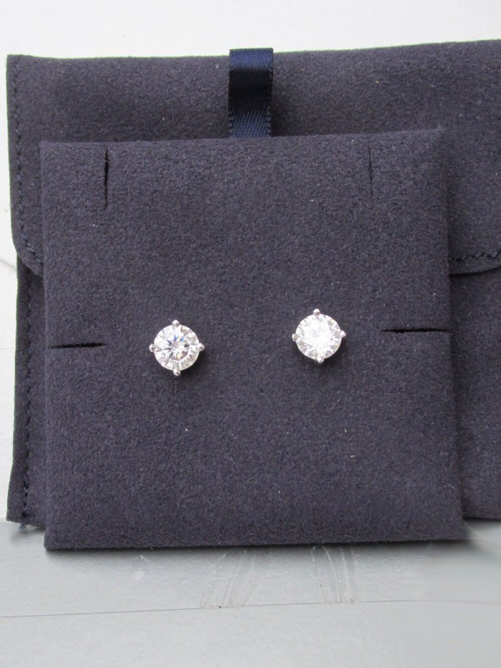NEW Moment Wish Sterling Silver Moissanite Solitaire Stud Earrings in Pouch
